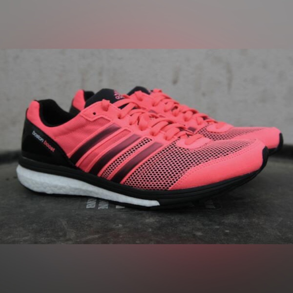 NWT Adidas Women's Adizero Boston Boost Running Shoes